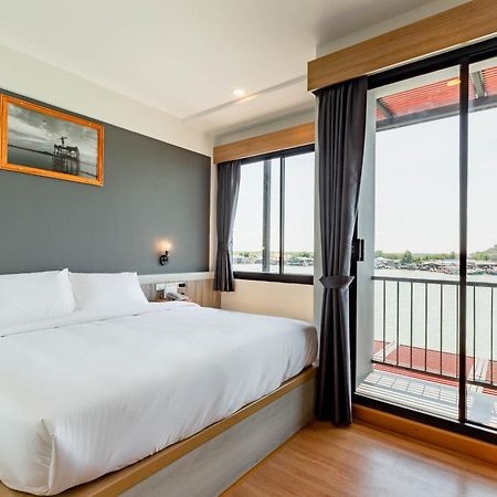 Hotel The Blue C Donsak Surat Thani Zewnętrze zdjęcie